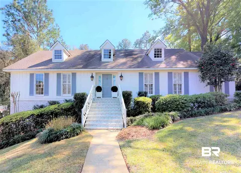 4813 Pine Ct, Mobile, AL 36608 photo 1