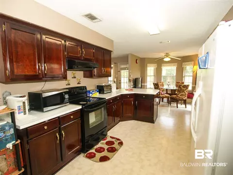 2201 Cresting Ct, Mobile, AL 36695 photo 3