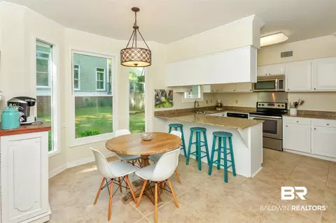996 Hampton Gate, Mobile, AL 36609 photo 8