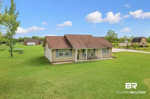 32210 Bartel St, Elberta, AL 36530 photo 1