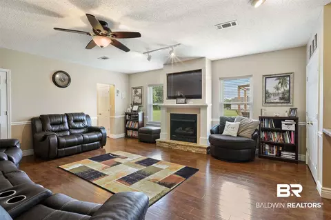 32210 Bartel St, Elberta, AL 36530 photo 4