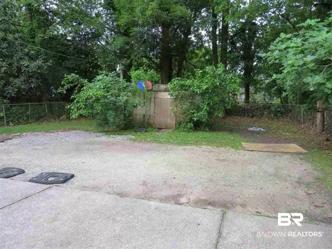2015 Selman St, Mobile, AL 36617 photo 12