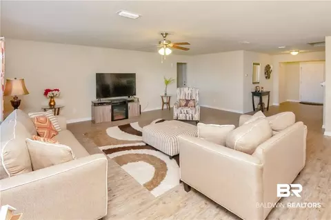 405 E Paget Dr, Mobile, AL 36608 photo 5