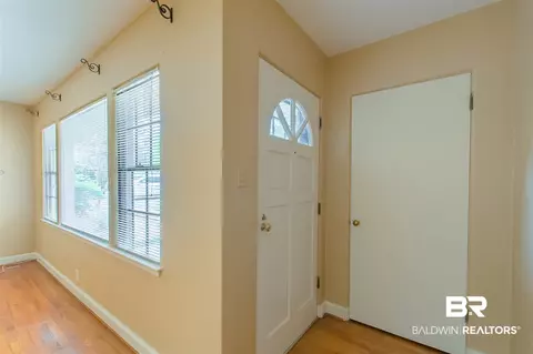 279 Jackson Blvd, Mobile, AL 36609 photo 6