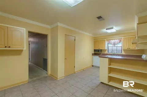 279 Jackson Blvd, Mobile, AL 36609 photo 11