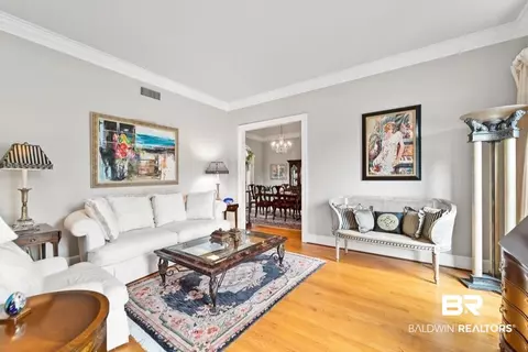 207 E Lakewood Dr, Mobile, AL 36608 photo 5
