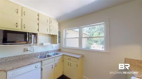 38 W Hathaway Rd, Mobile, AL 36608 photo 10