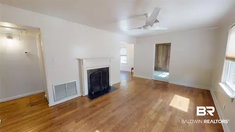 38 W Hathaway Rd, Mobile, AL 36608 photo 2