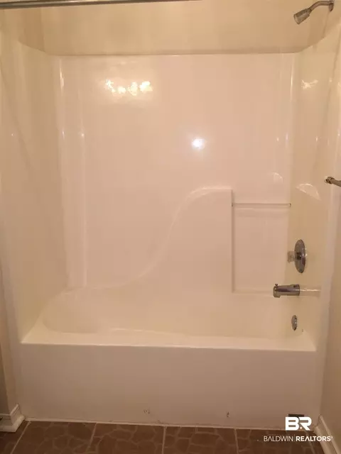 2940 Barlett Dr, Mobile, AL 36695 photo 7