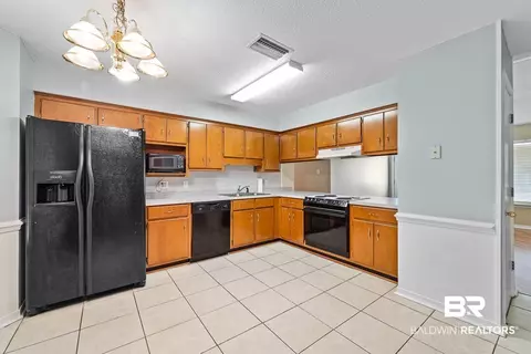 2940 Barlett Dr, Mobile, AL 36695 photo 3