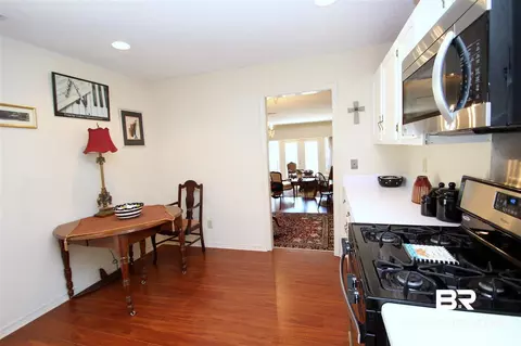 3907 Berwyn Dr, Mobile, AL 36608 photo 8