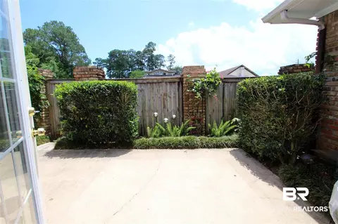 3907 Berwyn Dr, Mobile, AL 36608 photo 17