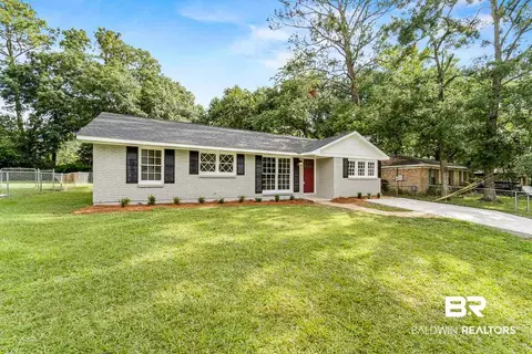 6462 N Waverly Dr, Mobile, AL 36608 photo 3