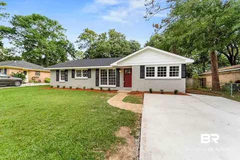 6462 N Waverly Dr, Mobile, AL 36608 photo 2