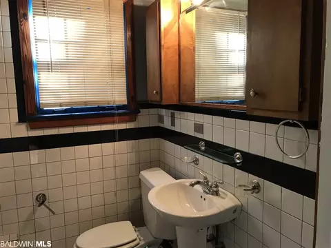 129 W Border Dr, Mobile, AL 36608 photo 9