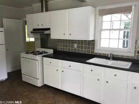 129 W Border Dr, Mobile, AL 36608 photo 3