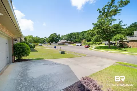 9012 Brookside Ln, Daphne, AL 36526 photo 24