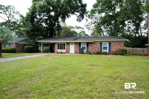 6470 Waverly Dr, Mobile, AL 36608 photo 1