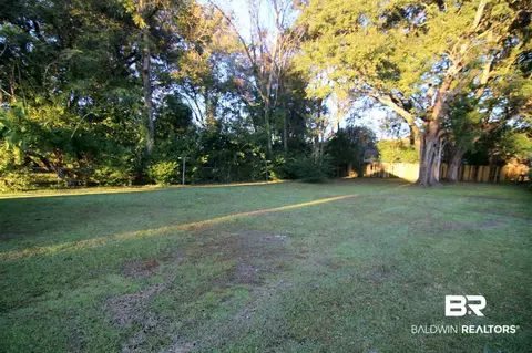522 Donald St, Mobile, AL 36617 photo 4
