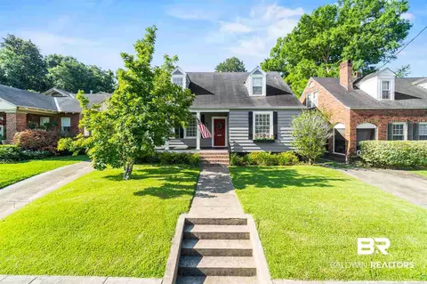 1911 Clearmont St, Mobile, AL 36606 photo 2