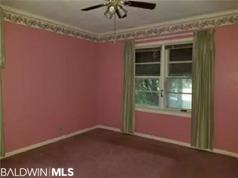 1604 Dover St, Mobile, AL 36618 photo 2