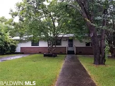 1604 Dover St, Mobile, AL 36618 photo 1