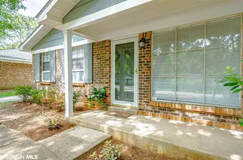 268 Thrift St, Mobile, AL 36609 photo 4