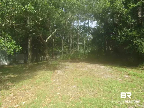 609 Escambia Loop, Lillian, AL 36549 photo 2
