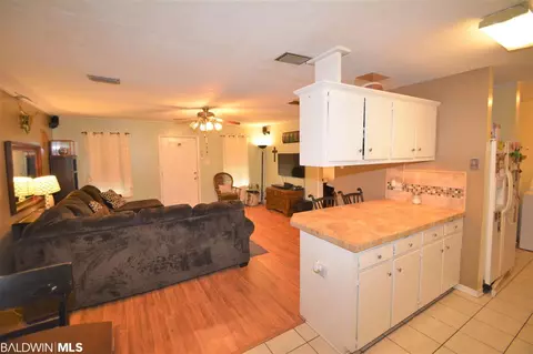 605 Mandrell St, Mobile, AL 36606 photo 5