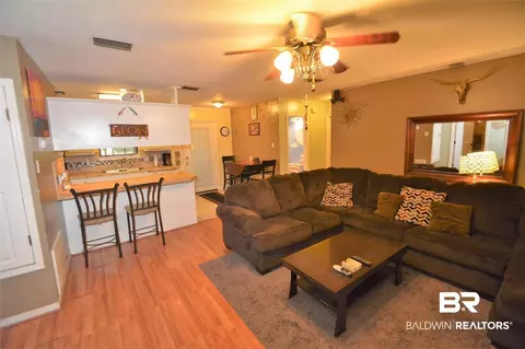 605 Mandrell St, Mobile, AL 36606 photo 9