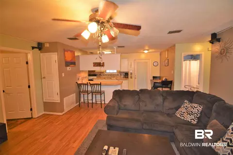 605 Mandrell St, Mobile, AL 36606 photo 12