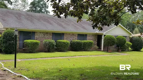 2377 Randlett Dr, Mobile, AL 36695 photo 2