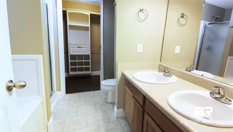2255 E Spring Grove Dr, Mobile, AL 36695 photo 9