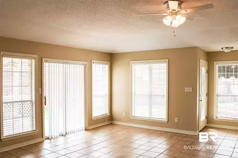6944 N Cobblestone Way, Mobile, AL 36608 photo 8
