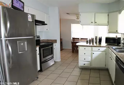 4587 Emerald Dr, Mobile, AL 36619 photo 4