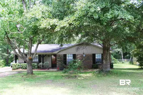 4587 Emerald Dr, Mobile, AL 36619 photo 1