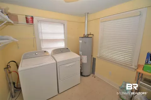 339 W Azalea Cir, Mobile, AL 36608 photo 12