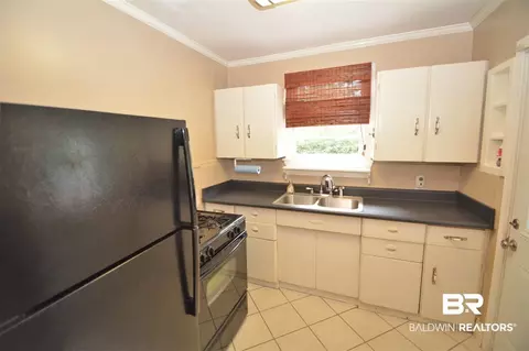 339 W Azalea Cir, Mobile, AL 36608 photo 4