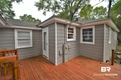 339 W Azalea Cir, Mobile, AL 36608 photo 3