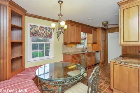 401 E Hounds Run, Mobile, AL 36608 photo 9