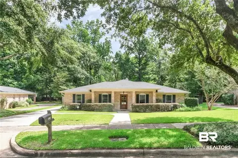 401 E Hounds Run, Mobile, AL 36608 photo 1