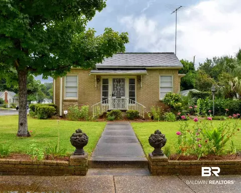 1 Felder Pl, Mobile, AL 36606 photo 1