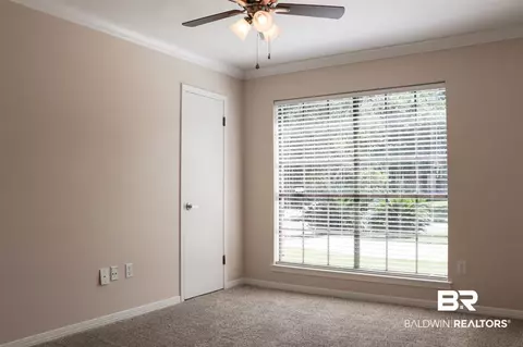 608 E Highland Woods Dr, Mobile, AL 36608 photo 24