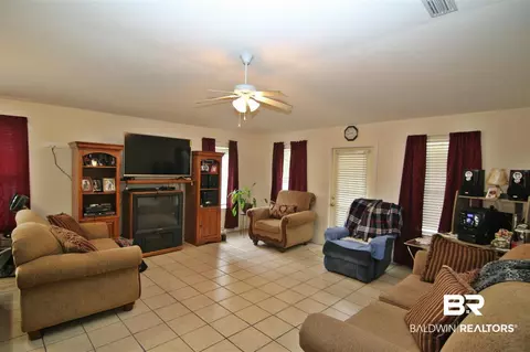 8062 Brookside Dr, Daphne, AL 36526 photo 2