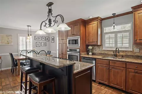 7321 Lakeview Dr, Mobile, AL 36695 photo 6