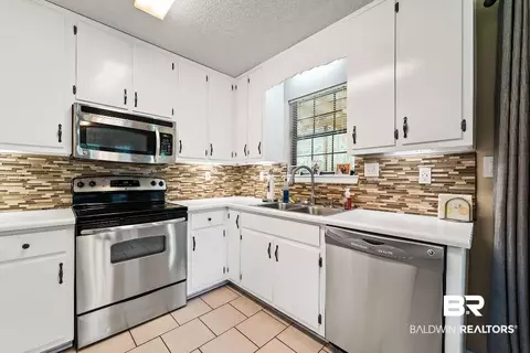 6900 Eleazor Dr, Mobile, AL 36619 photo 8
