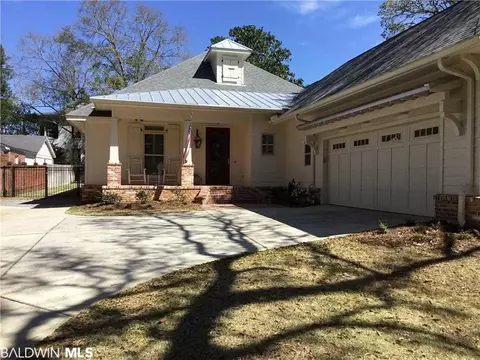 57 W Wimbledon Dr, Mobile, AL 36608 photo 1