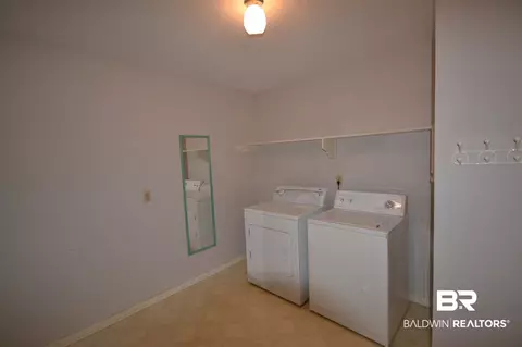 5522 Nassau Dr, Mobile, AL 36608 photo 13