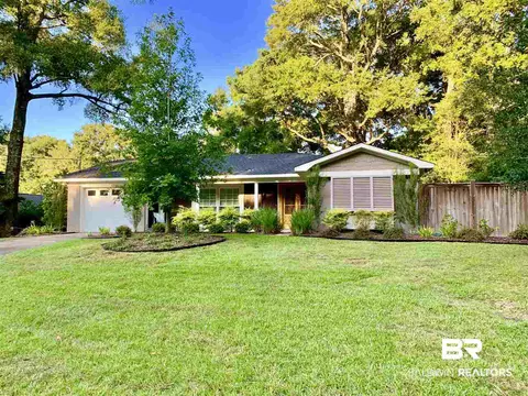 93 Paddock Dr, Fairhope, AL 36532 photo 1