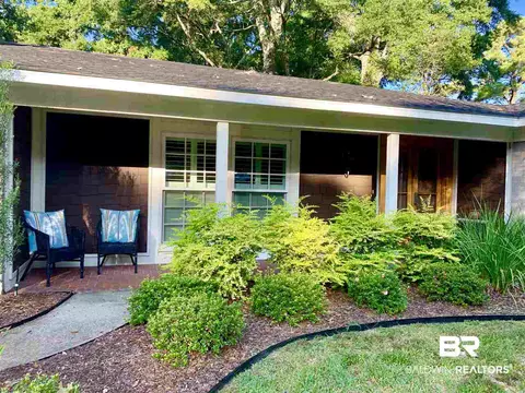 93 Paddock Dr, Fairhope, AL 36532 photo 2